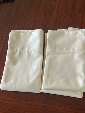 Cream Polyester King size 21 by 40 inches pillow cases Made in U.S.A.